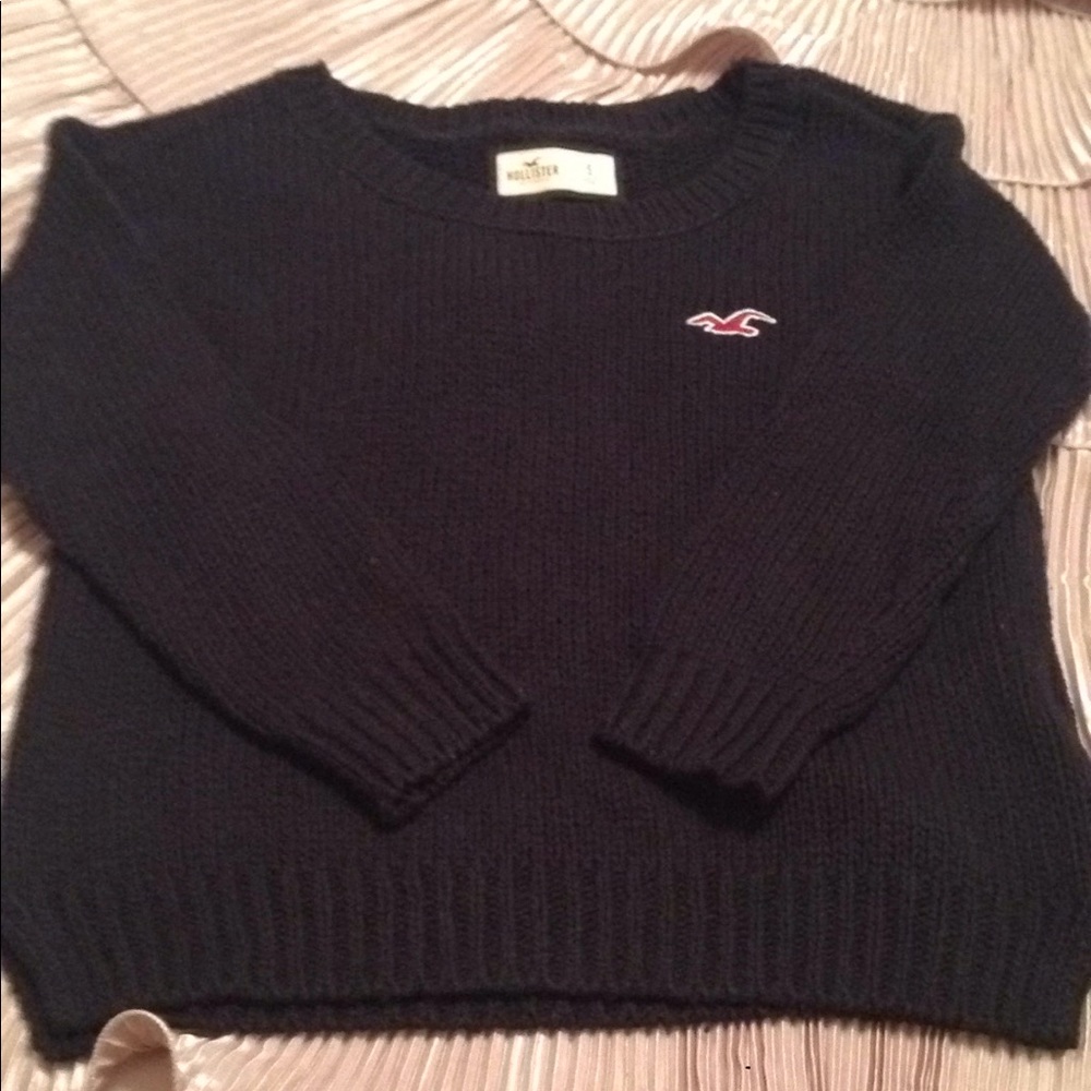 Hollister sweater